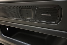 harmaa Volkswagen ID. Buzz 2025 kuva 19.