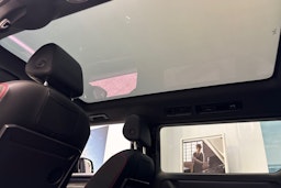 harmaa Volkswagen ID. Buzz 2025 kuva 34.