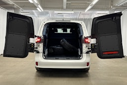 valkoinen Volkswagen ID. Buzz Cargo 2025 kuva 11.