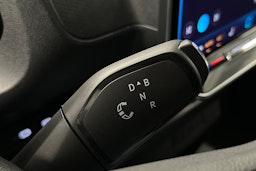 valkoinen Volkswagen ID. Buzz Cargo 2025 kuva 19.