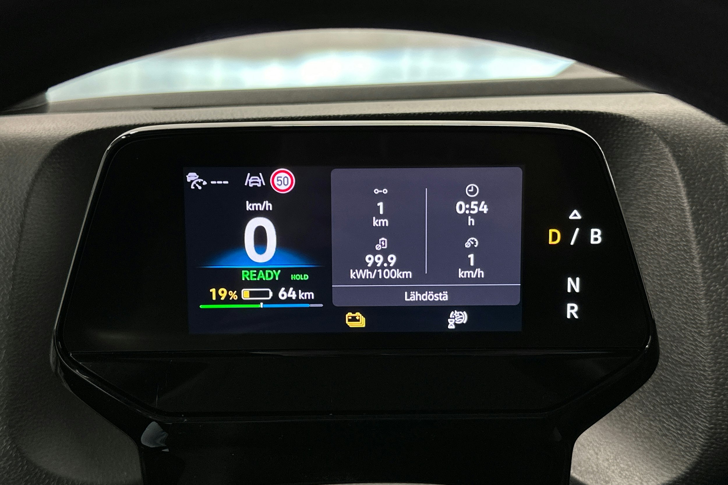 valkoinen Volkswagen ID. Buzz Cargo 2025 kuva 20.