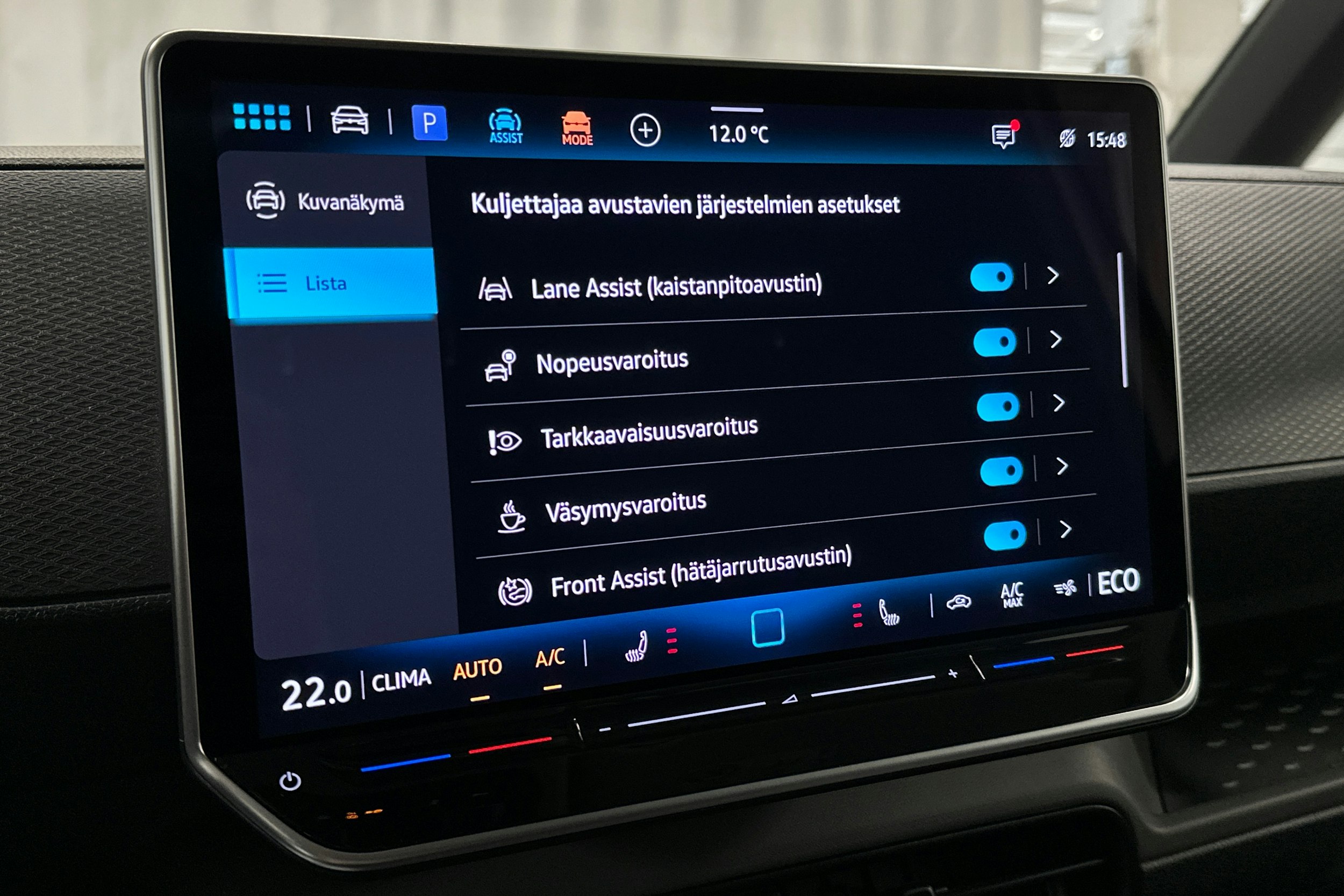 valkoinen Volkswagen ID. Buzz Cargo 2025 kuva 24.
