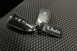 valkoinen Volkswagen ID. Buzz Cargo 2025 kuva 27.