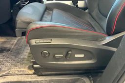 harmaa Volkswagen ID. Buzz 2025 kuva 7.
