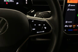 harmaa Volkswagen ID. Buzz 2025 kuva 12.