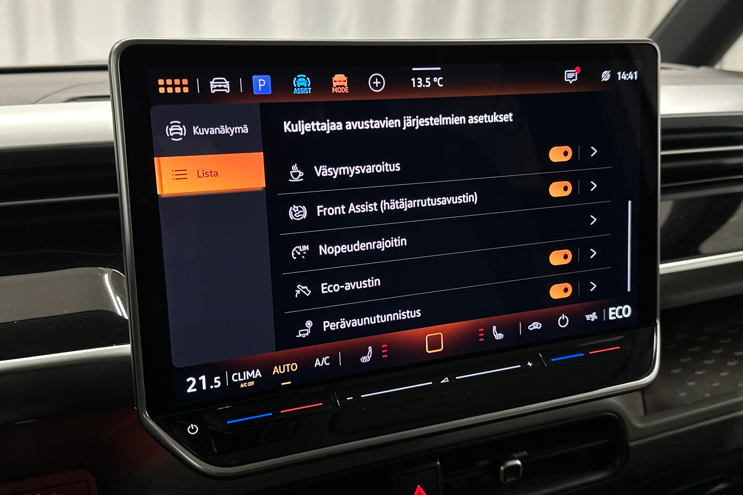 harmaa Volkswagen ID. Buzz 2025 kuva 27.