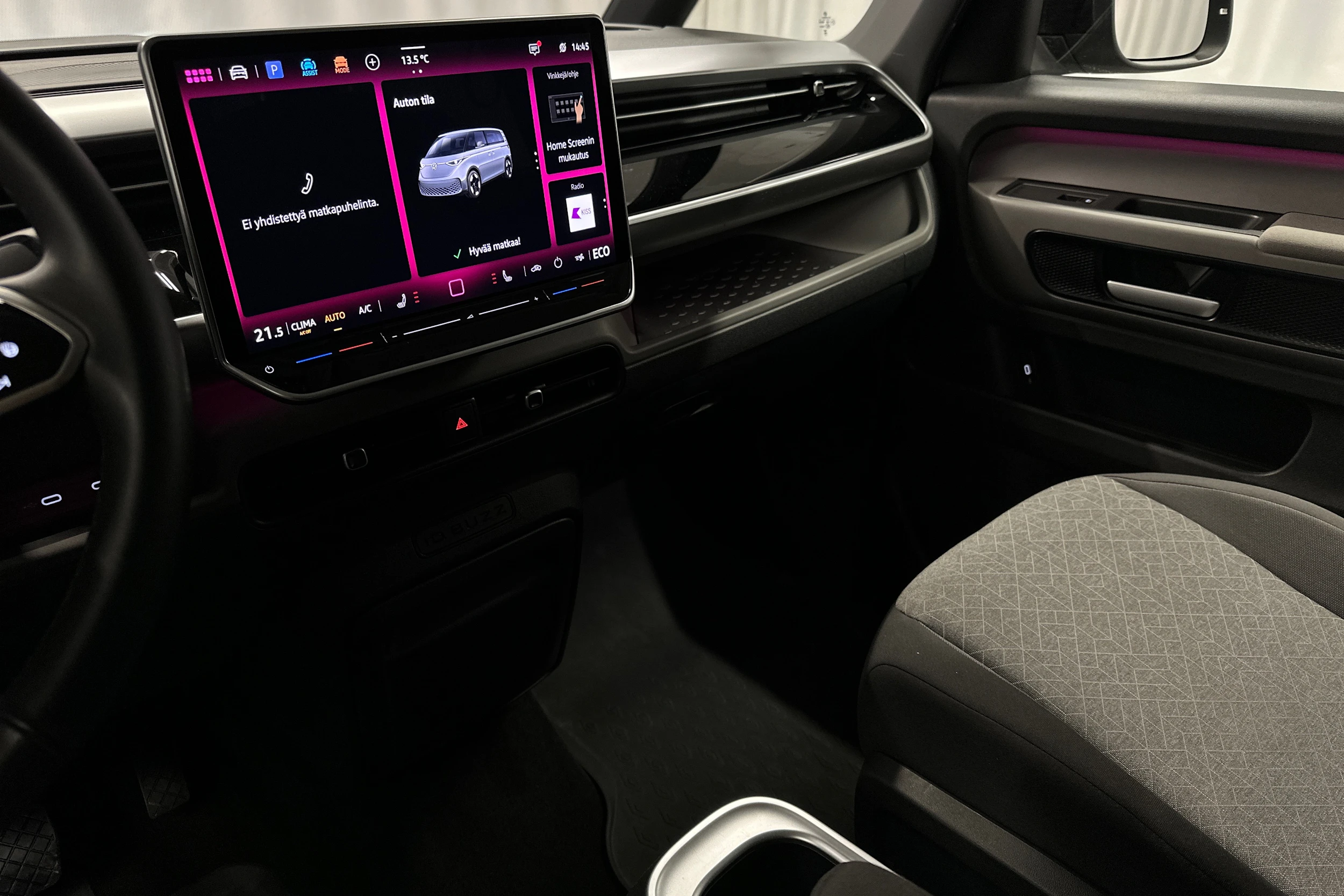 harmaa Volkswagen ID. Buzz 2025 kuva 32.