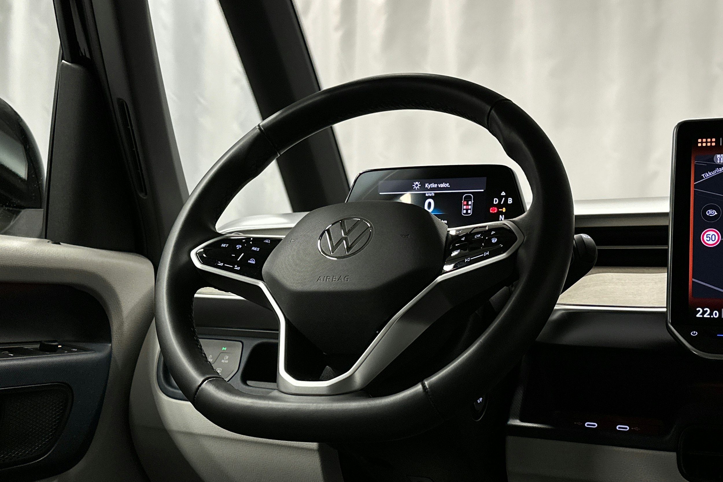 musta Volkswagen ID. Buzz 2025 kuva 13.