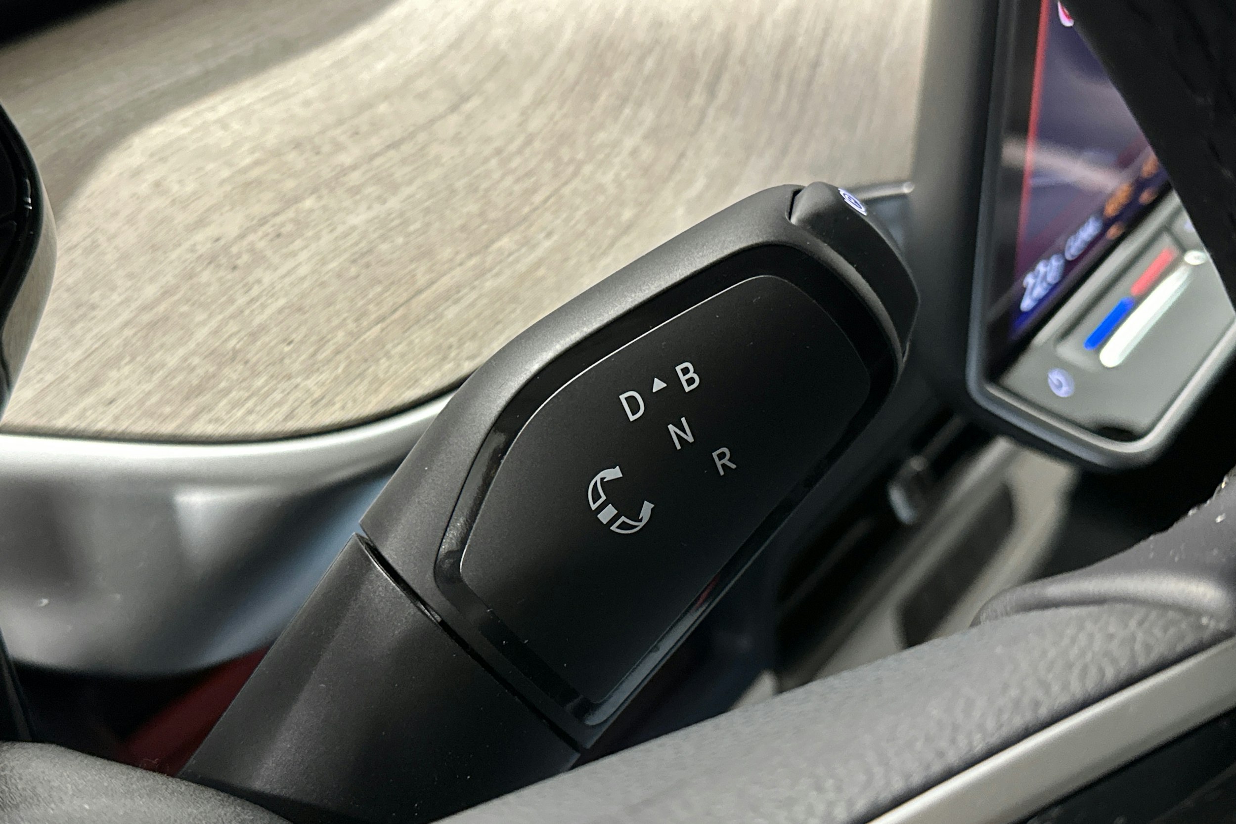 musta Volkswagen ID. Buzz 2025 kuva 17.