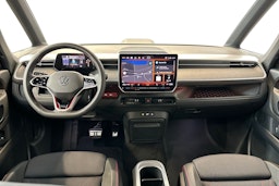 punainen Volkswagen ID. Buzz 2025 kuva 9.
