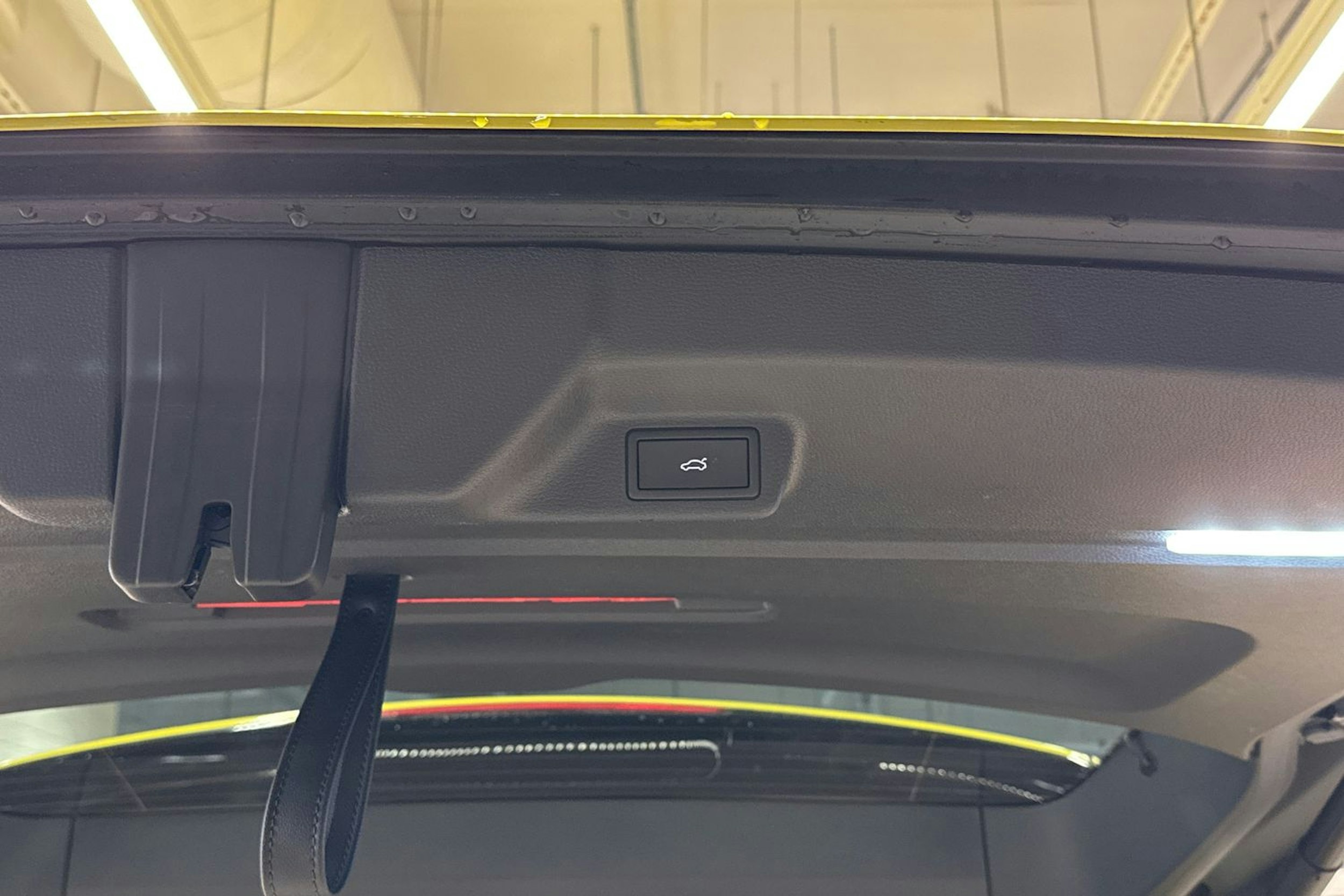 keltainen Volkswagen ID. Buzz 2025 kuva 21.