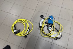 keltainen Volkswagen ID. Buzz 2025 kuva 25.