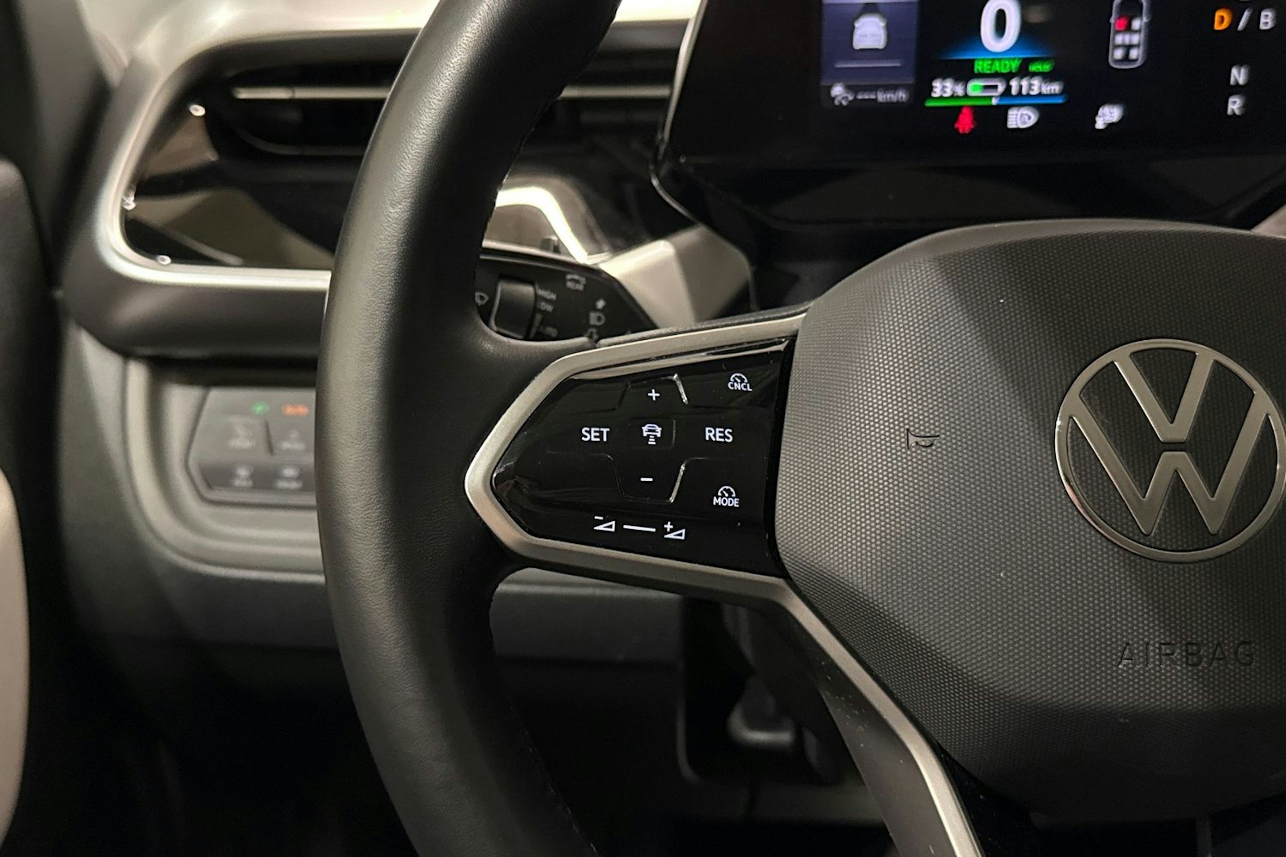 keltainen Volkswagen ID. Buzz 2025 kuva 26.