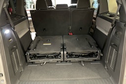 met. harmaa Volkswagen ID. Buzz 2025 kuva 14.