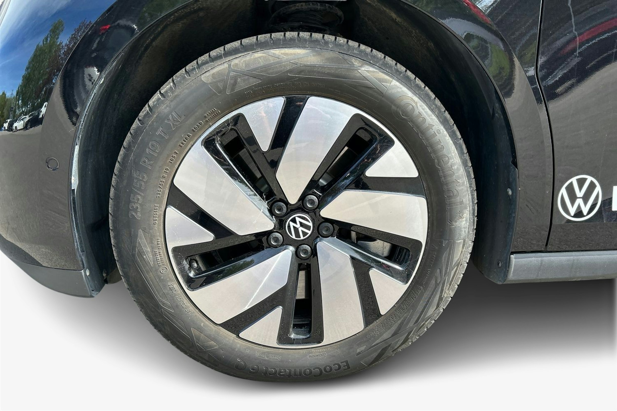 musta Volkswagen ID. Buzz 2025 kuva 9.