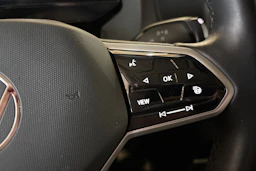Musta Volkswagen ID. Buzz 2025 kuva 23.
