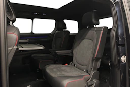 sininen Volkswagen ID. Buzz 2025 kuva 11.