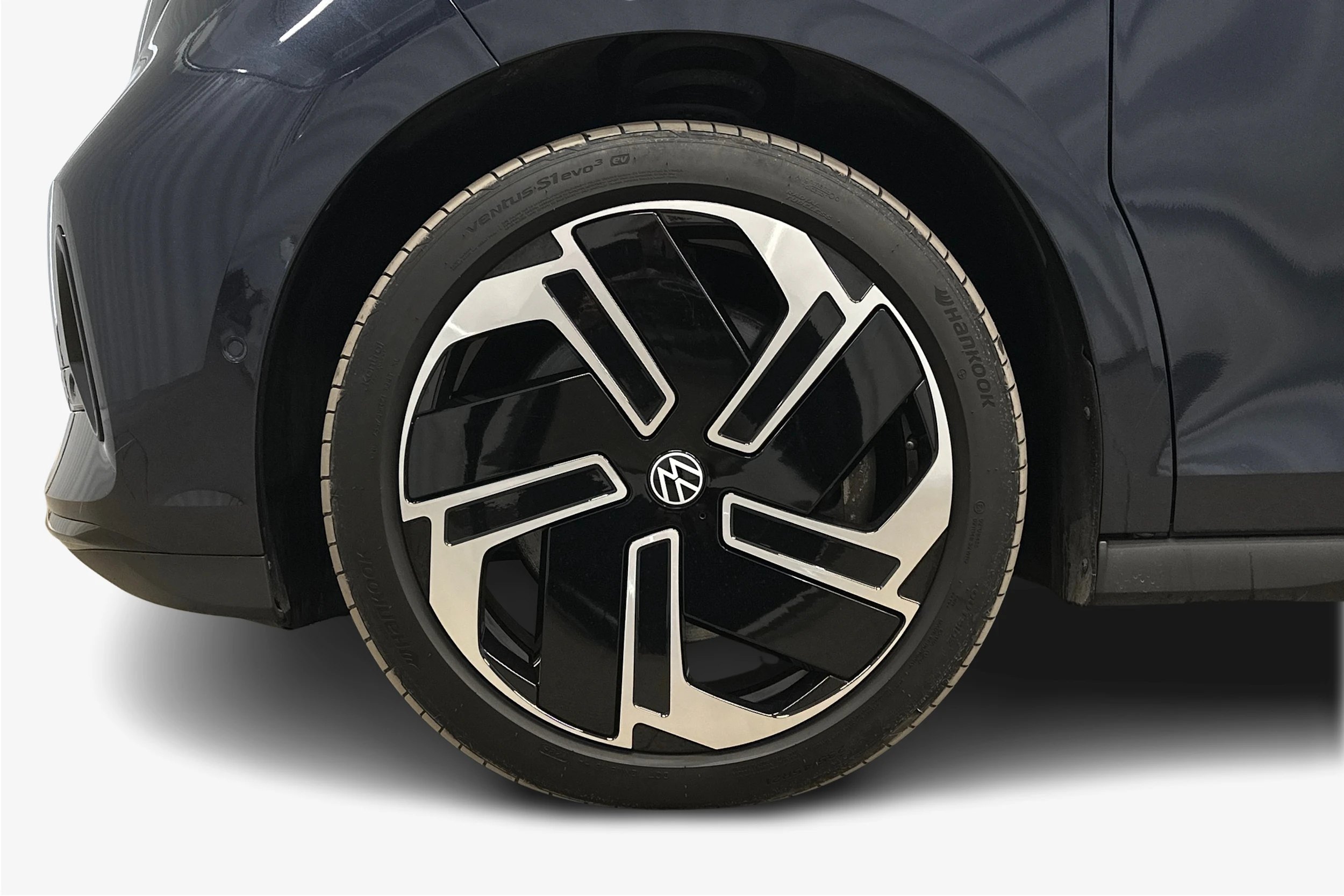 sininen Volkswagen ID. Buzz 2025 kuva 12.