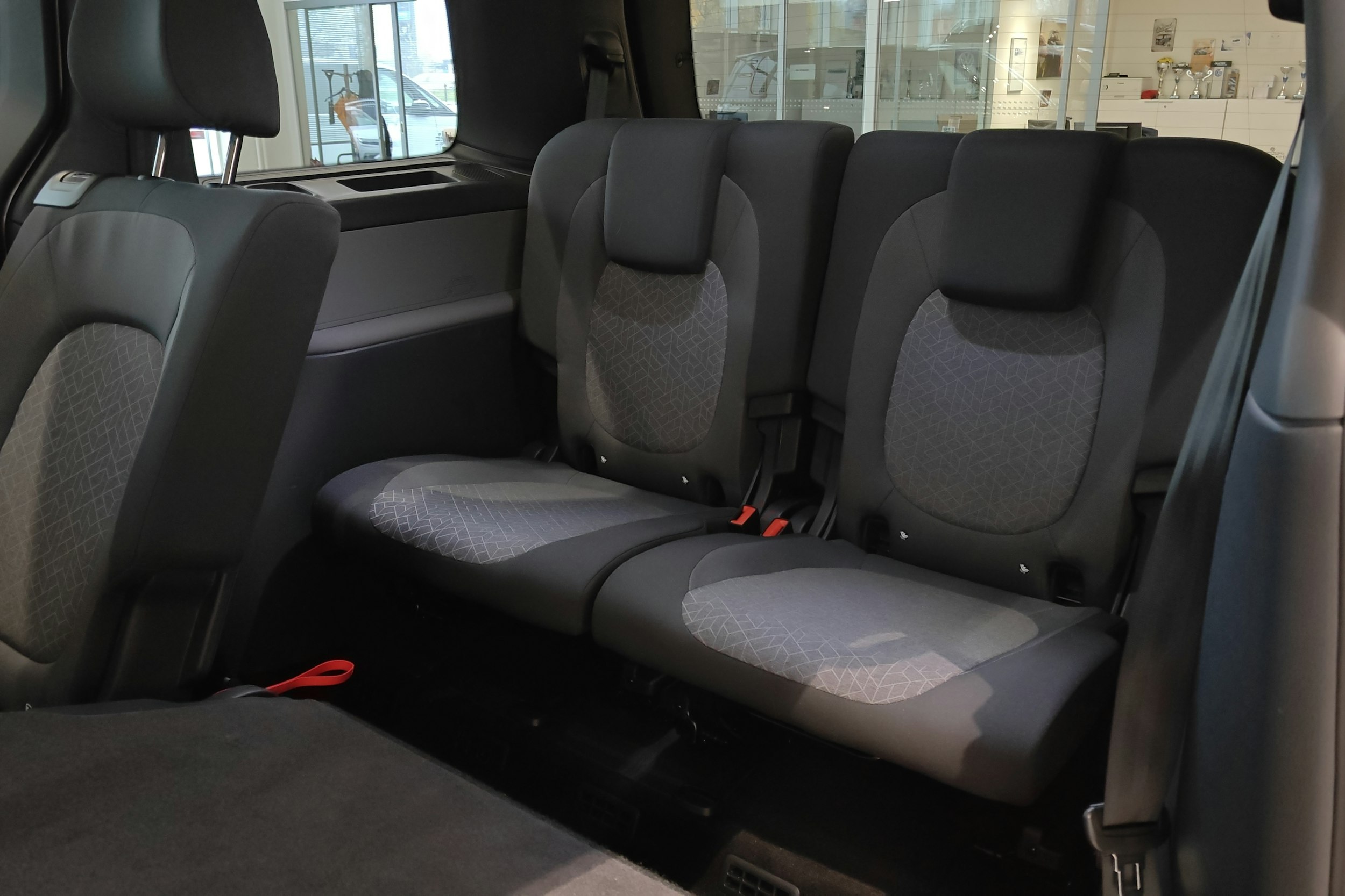 harmaa Volkswagen ID. Buzz 2025 kuva 10.