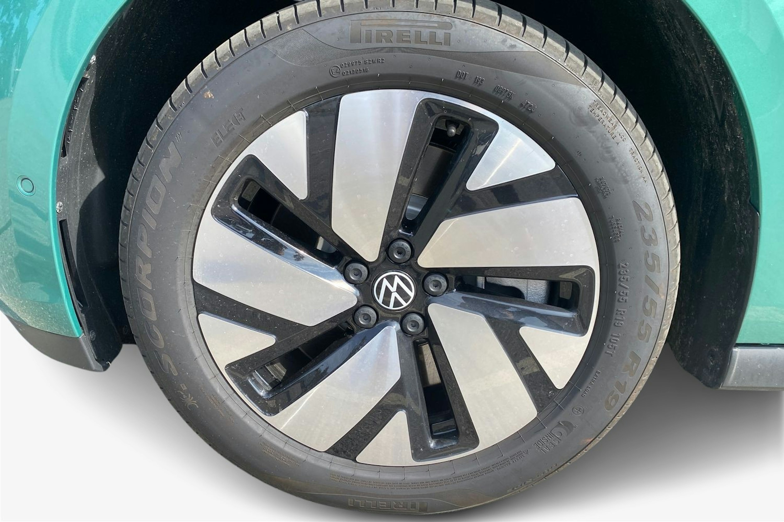 vihreä Volkswagen ID. Buzz 2025 kuva 11.