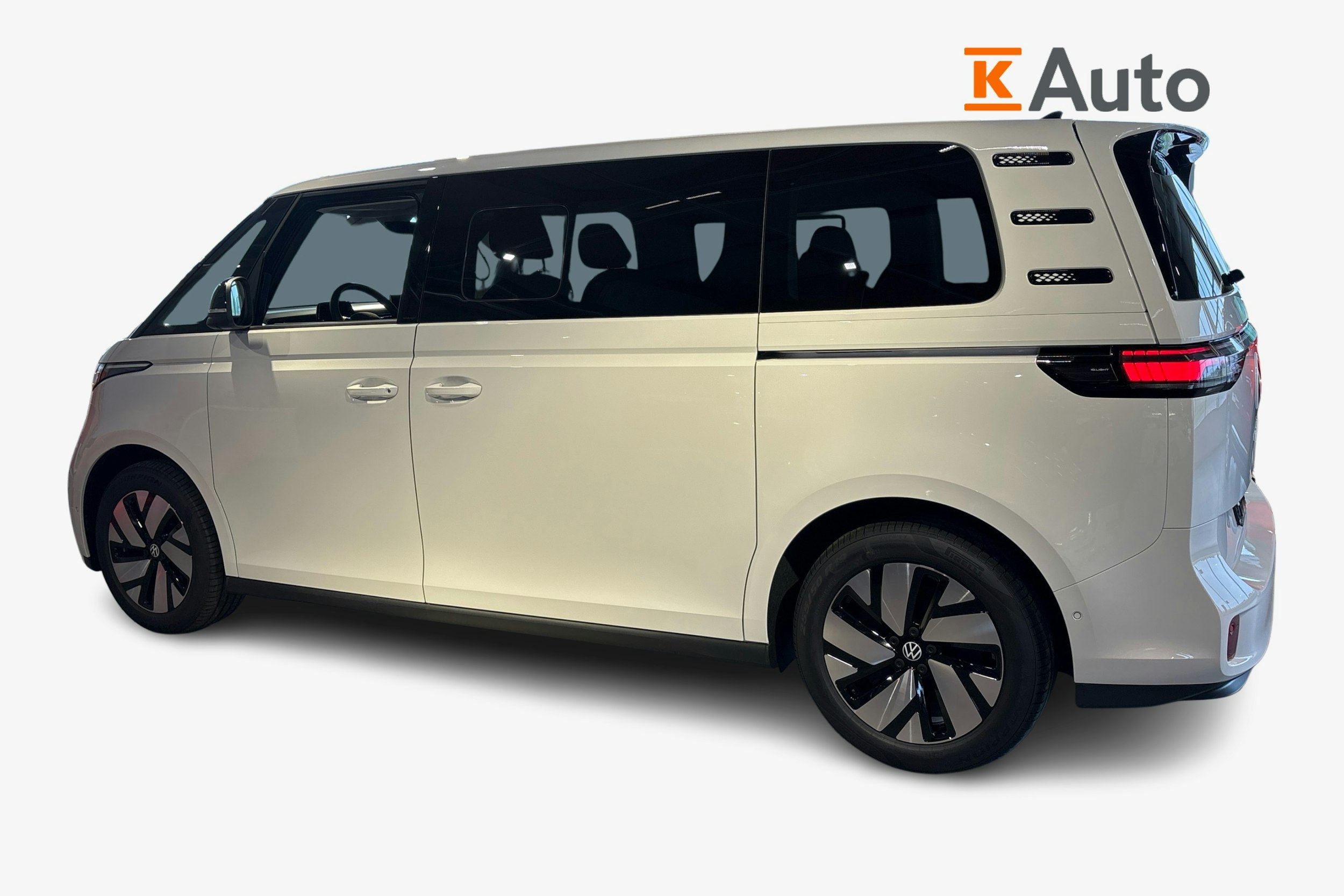 valkoinen Volkswagen ID. Buzz 2025 kuva 5.