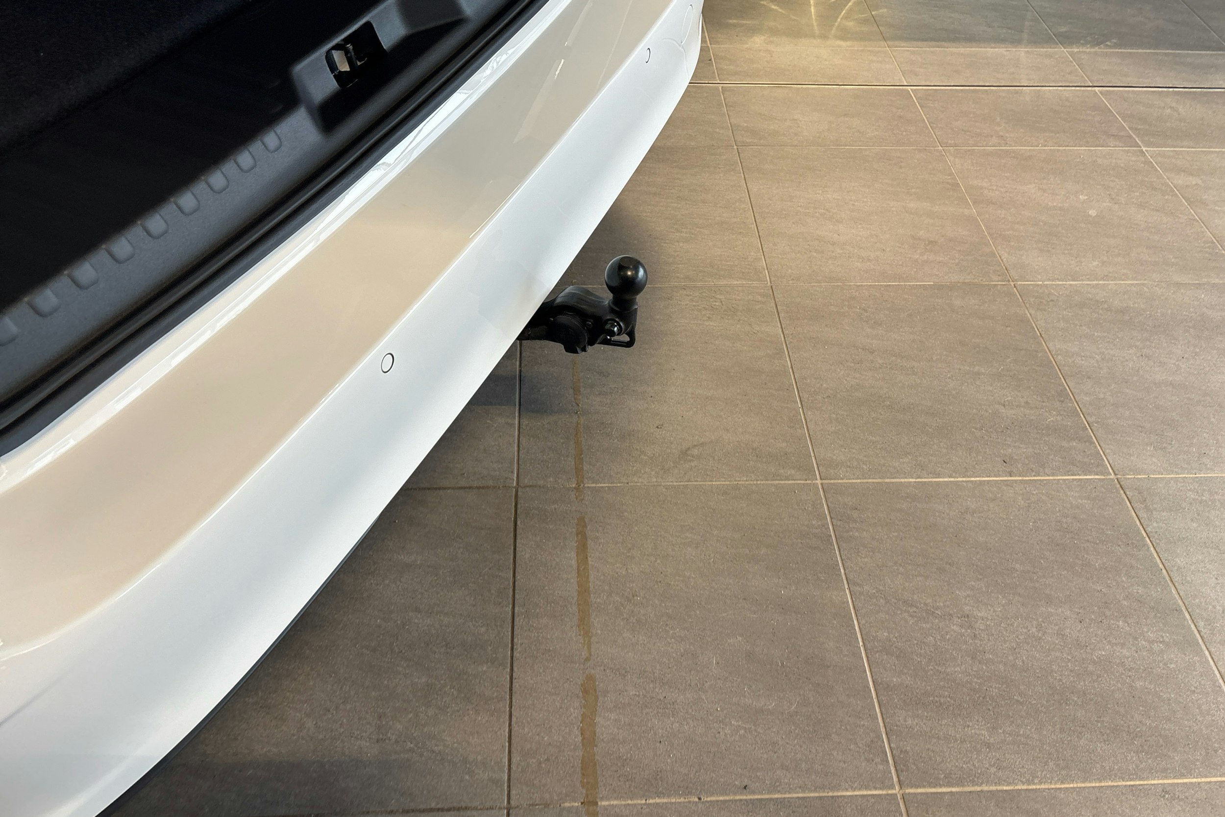 valkoinen Volkswagen ID. Buzz 2025 kuva 16.