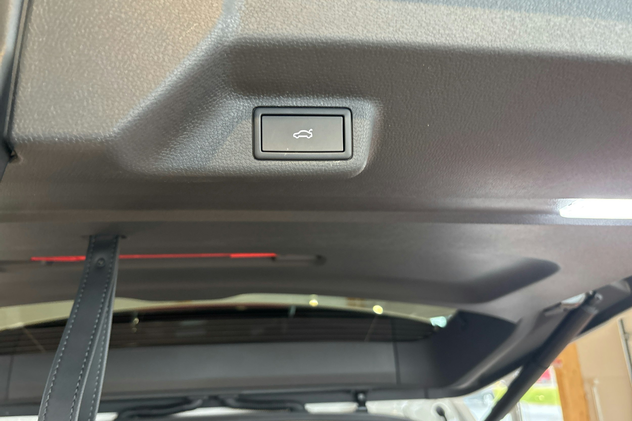 valkoinen Volkswagen ID. Buzz 2025 kuva 18.