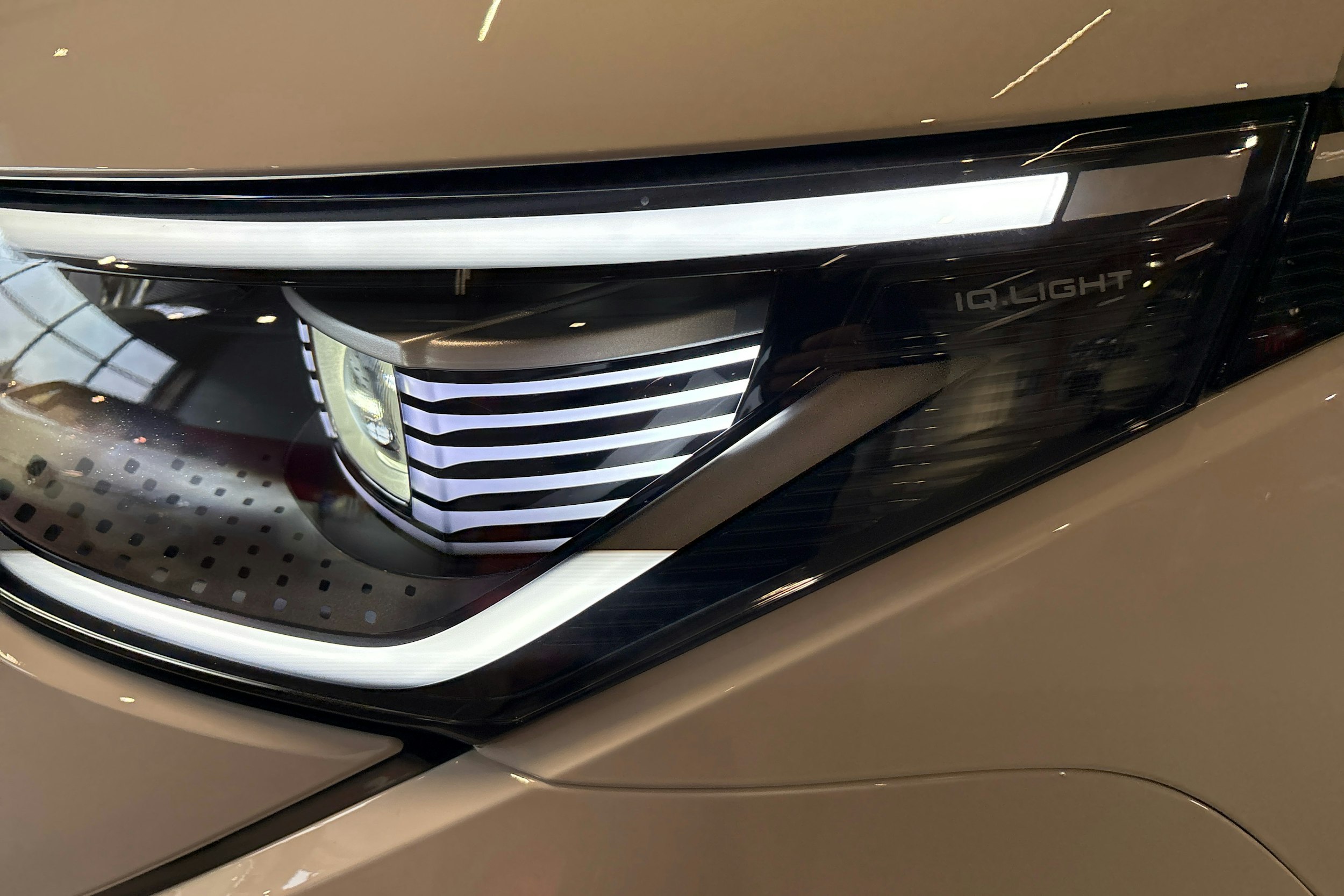 valkoinen Volkswagen ID. Buzz 2025 kuva 21.