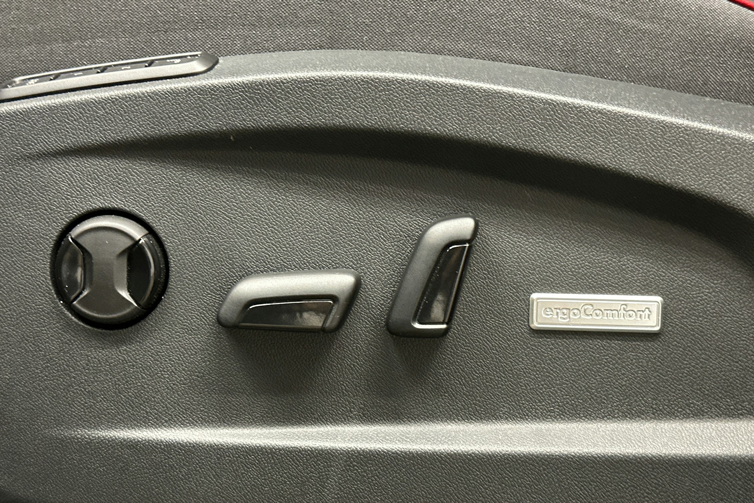 musta Volkswagen ID. Buzz 2025 kuva 23.