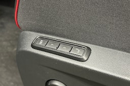 musta Volkswagen ID. Buzz 2025 kuva 24.