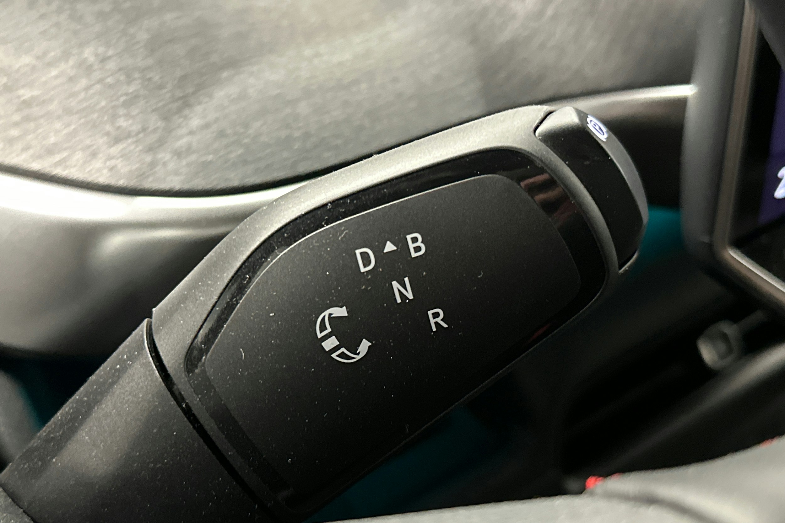 musta Volkswagen ID. Buzz 2025 kuva 28.