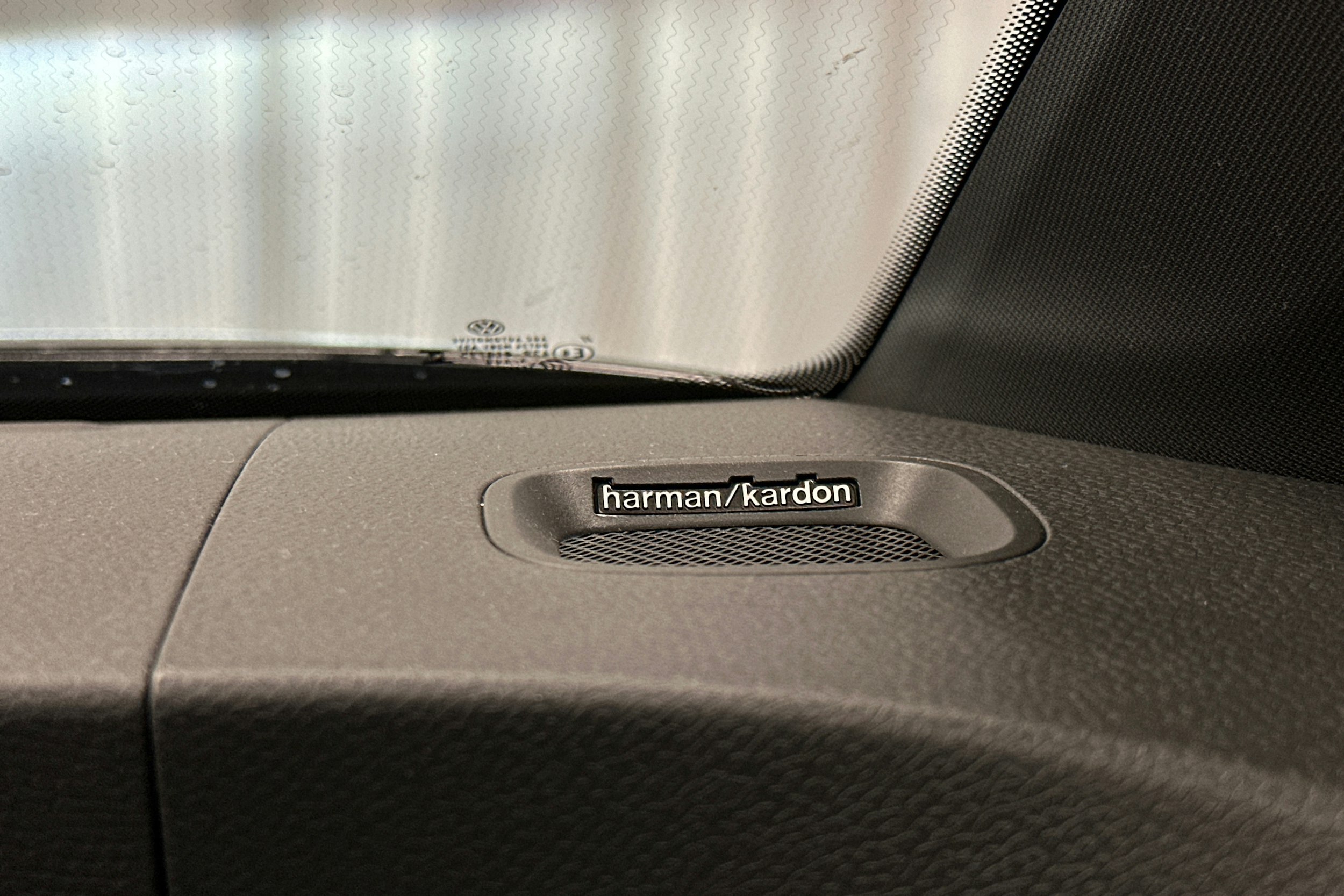 musta Volkswagen ID. Buzz 2025 kuva 32.