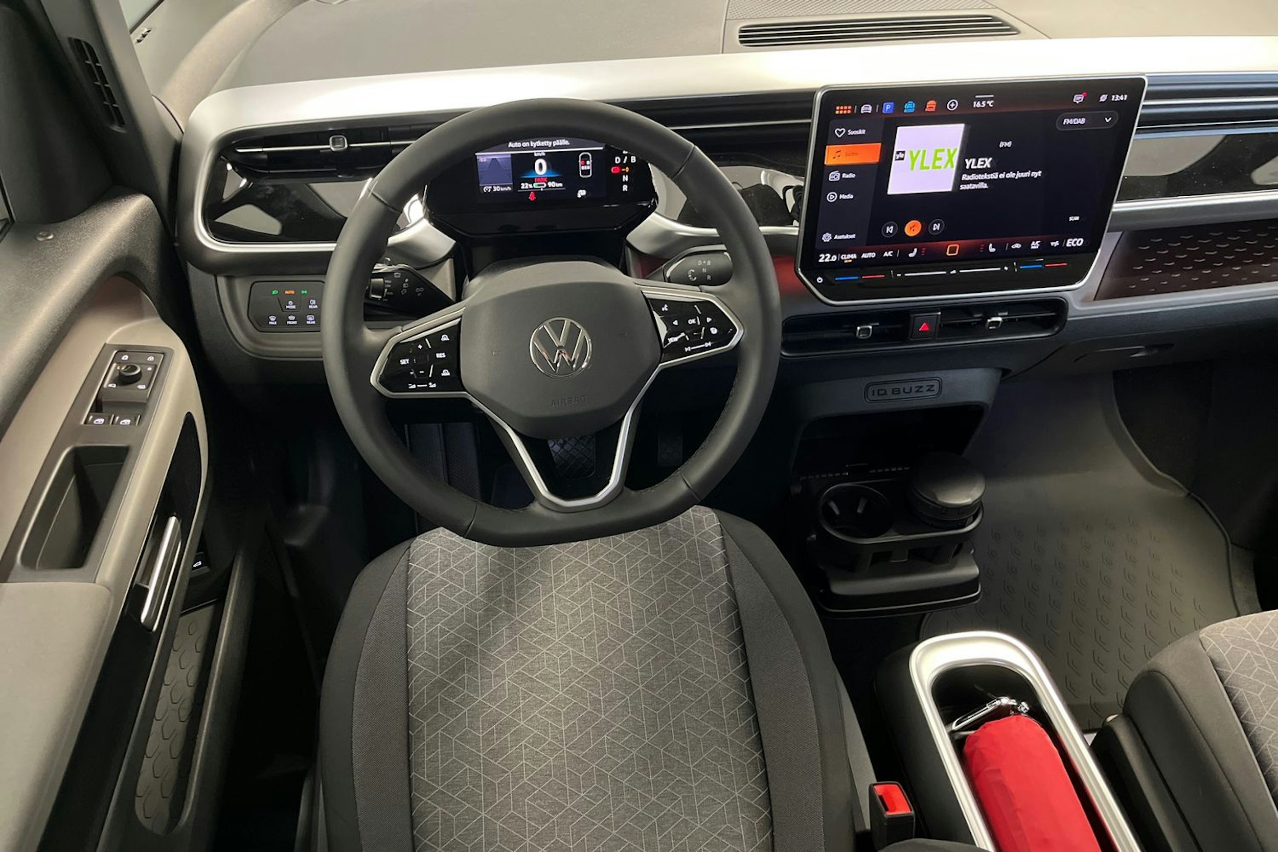 met. harmaa Volkswagen ID. Buzz 2025 kuva 9.
