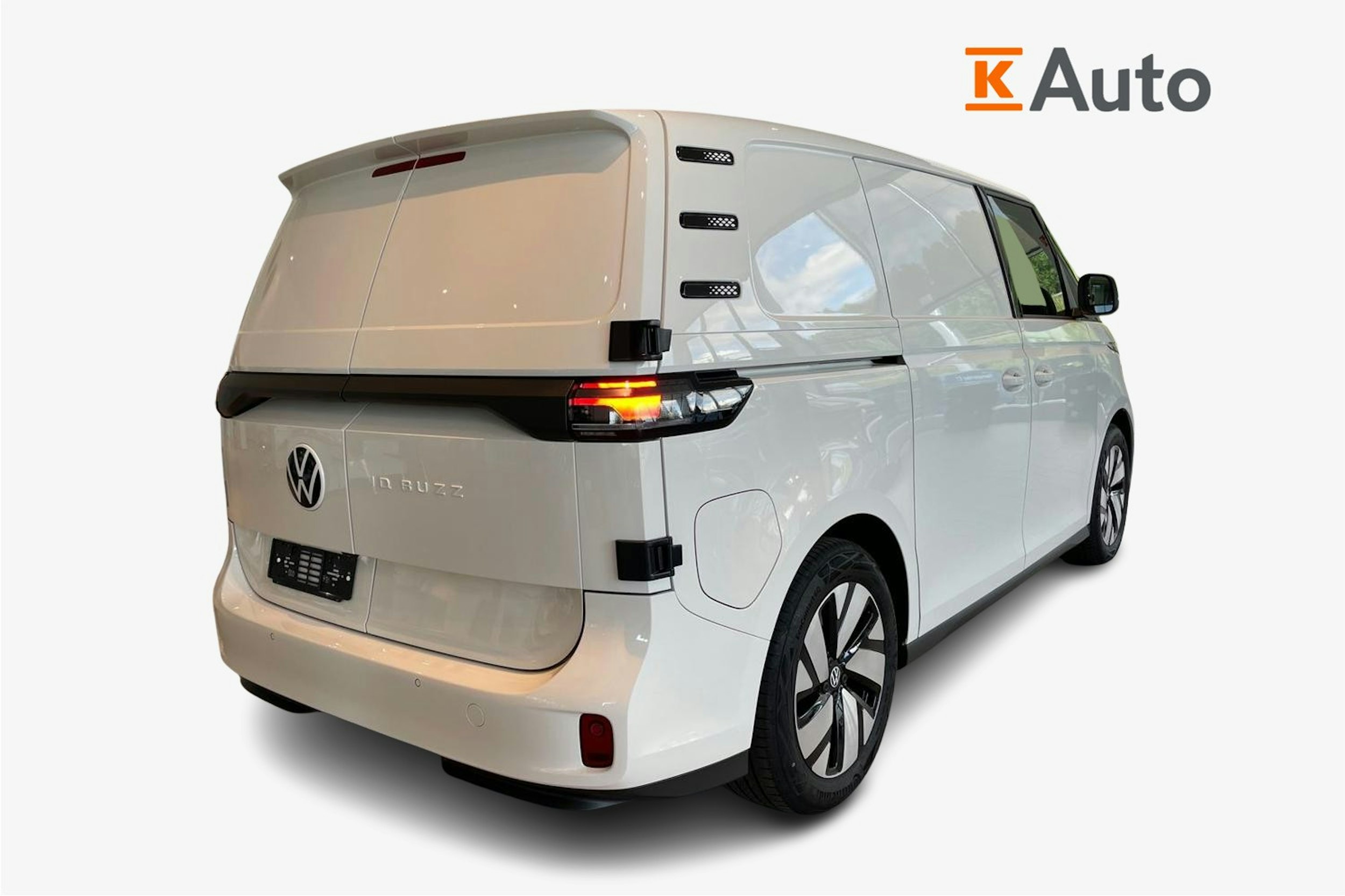 valkoinen Volkswagen ID. Buzz 2025 kuva 2.