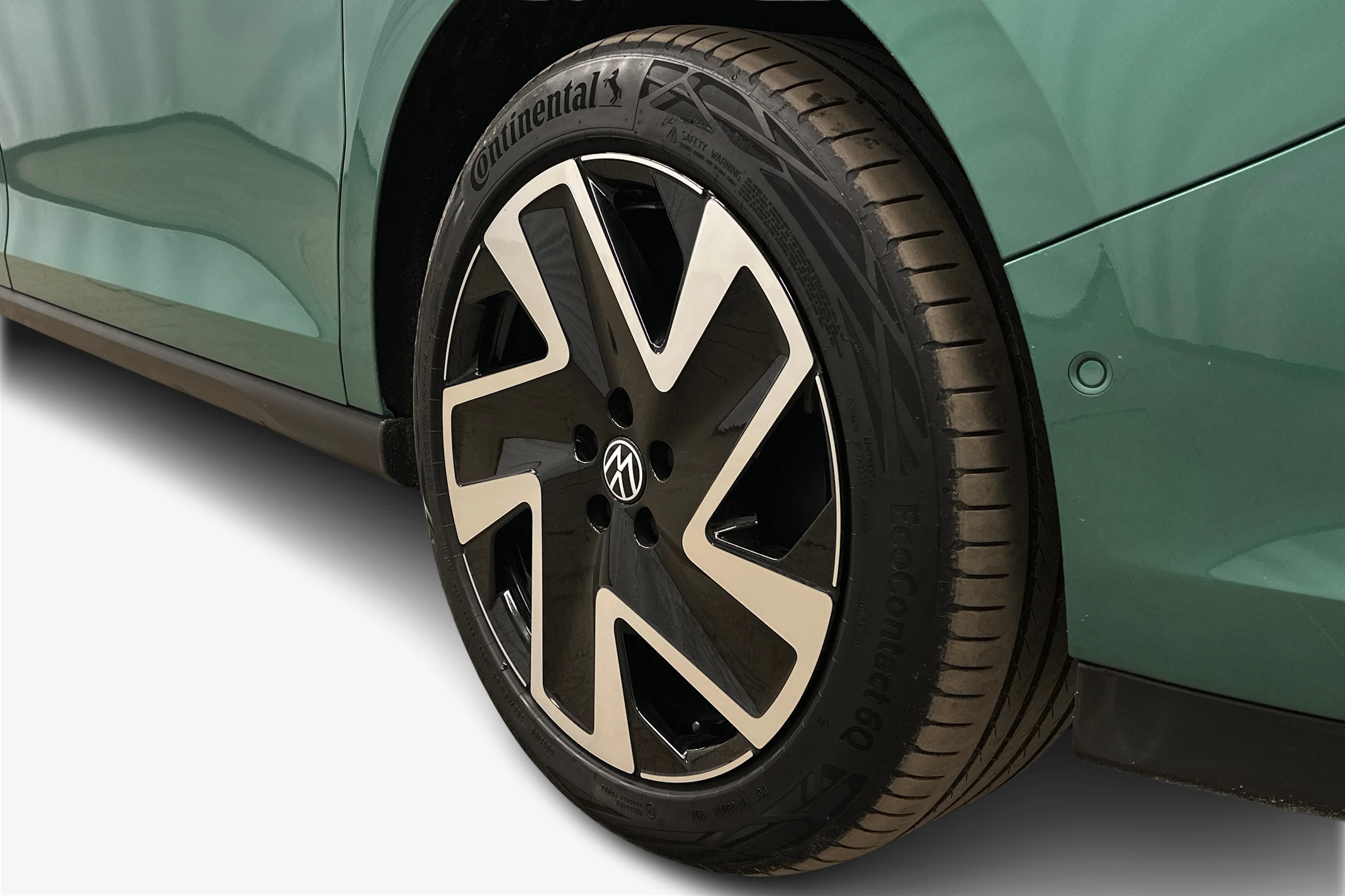 vihreä Volkswagen ID. Buzz 2025 kuva 9.