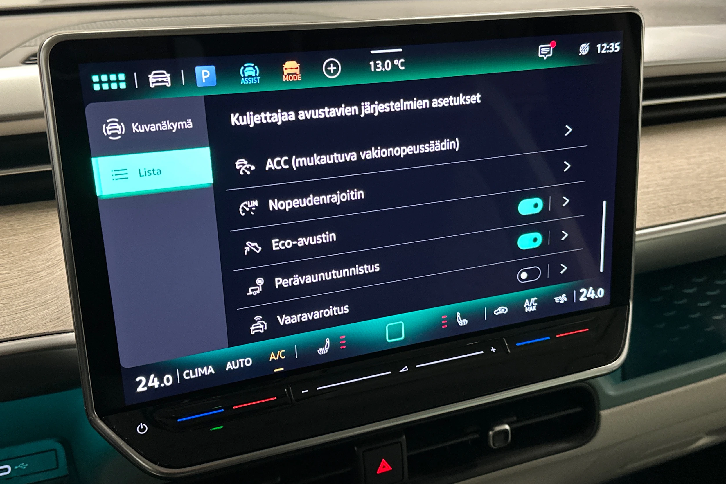 vihreä Volkswagen ID. Buzz 2025 kuva 30.