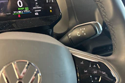 harmaa Volkswagen ID. Buzz Cargo 2025 kuva 13.