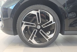 musta Volkswagen ID. Buzz 2025 kuva 9.