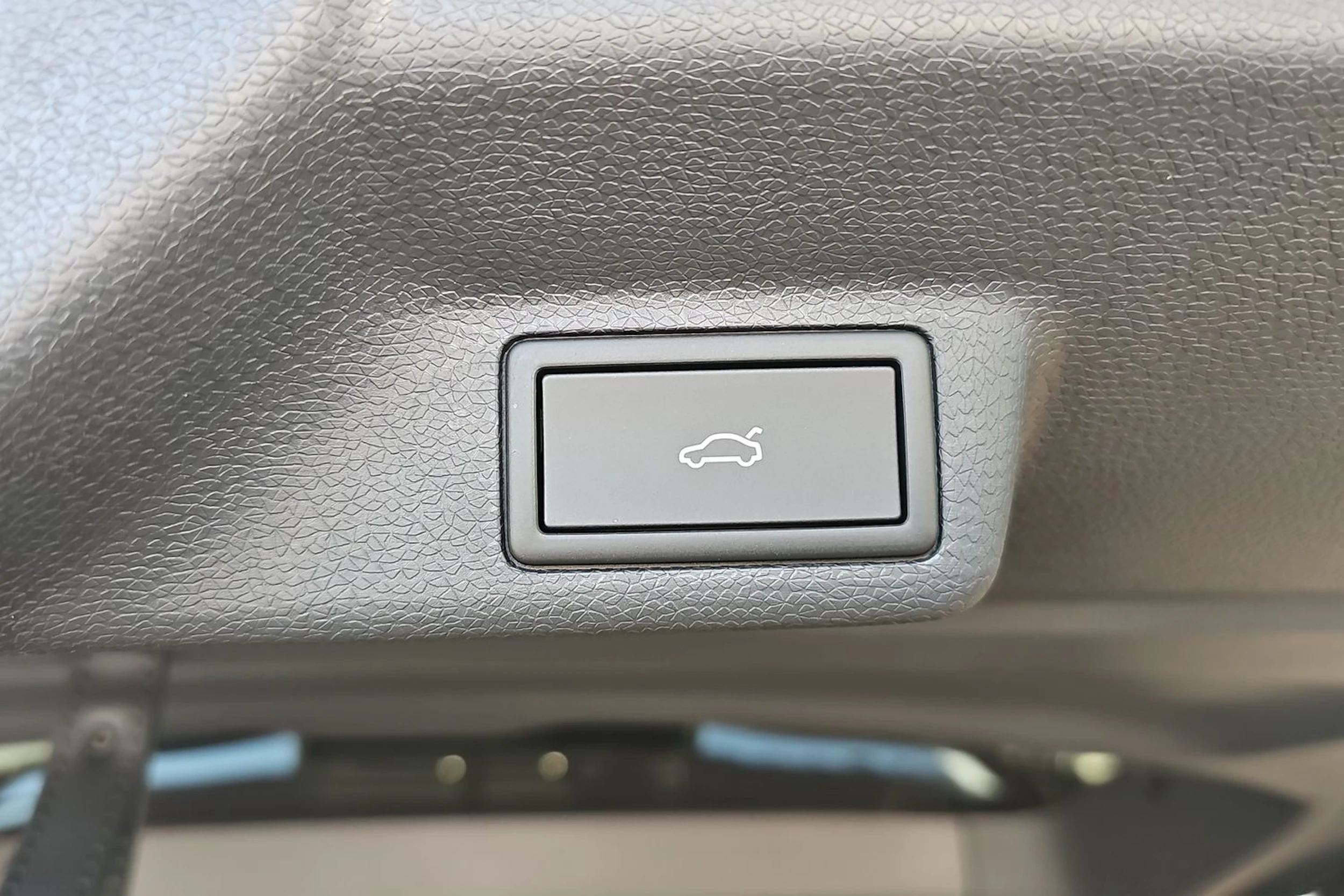 musta Volkswagen ID. Buzz 2026 kuva 18.