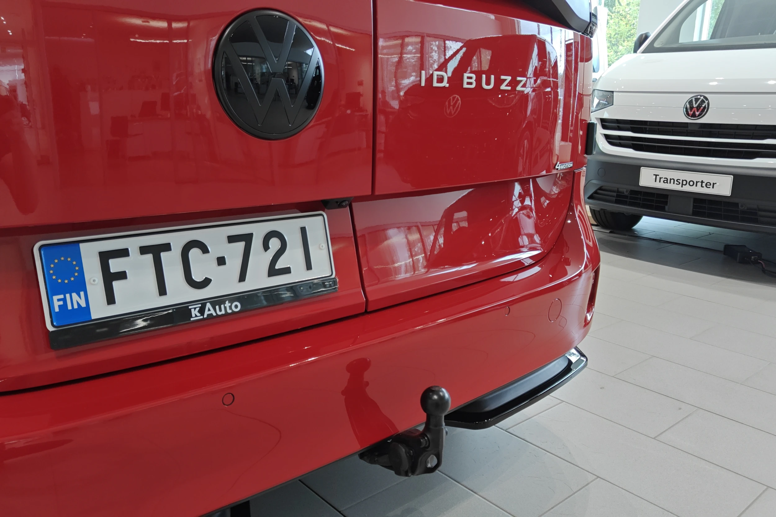 punainen Volkswagen ID. Buzz 2026 kuva 17.