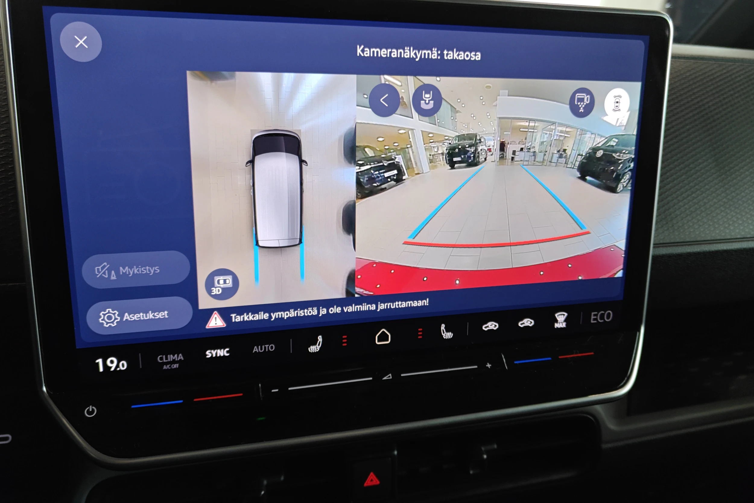 punainen Volkswagen ID. Buzz 2026 kuva 23.