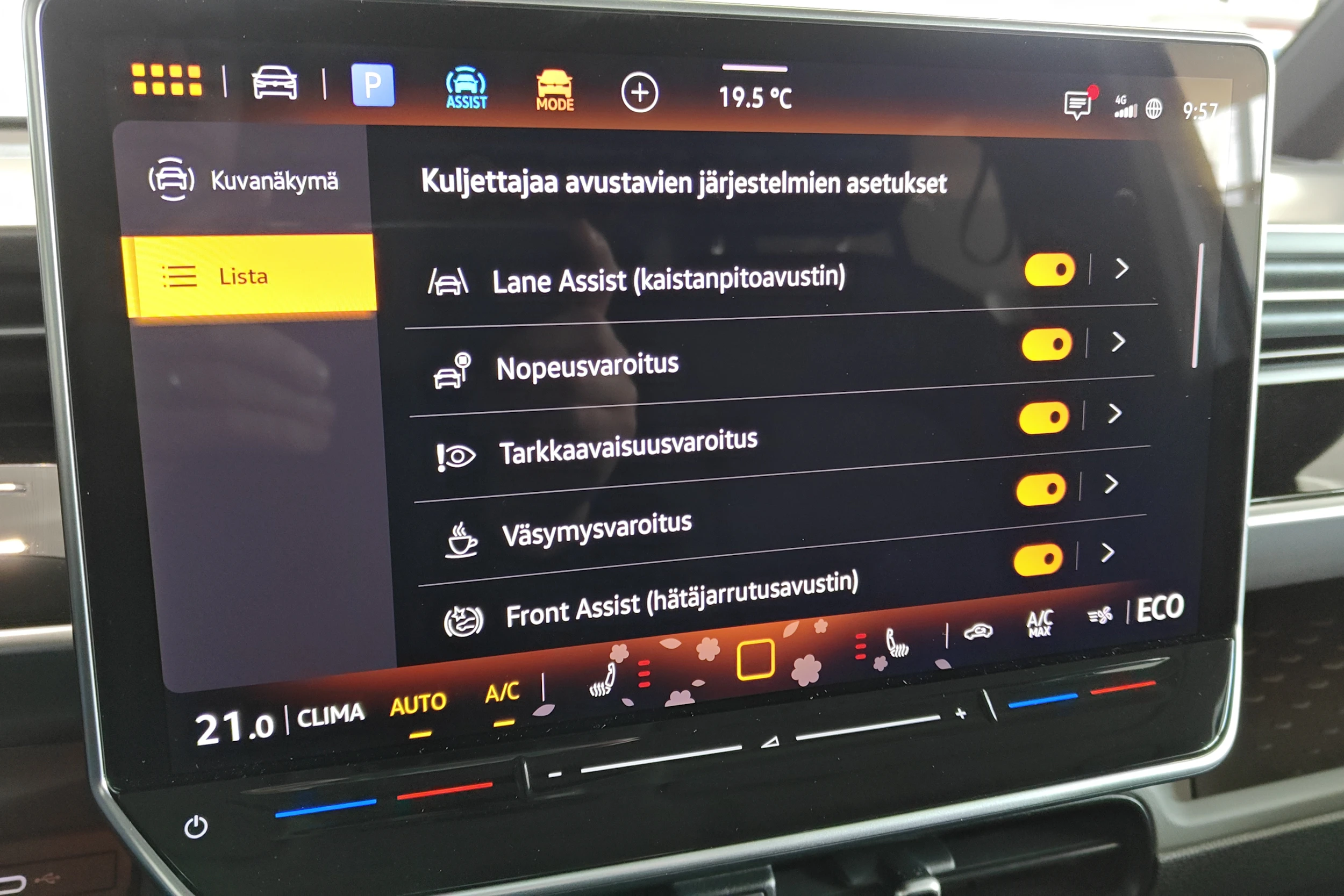 harmaa Volkswagen ID. Buzz 2026 kuva 27.