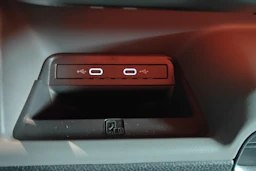 harmaa Volkswagen ID. Buzz 2026 kuva 30.