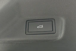 harmaa Volkswagen ID. Buzz 2026 kuva 37.