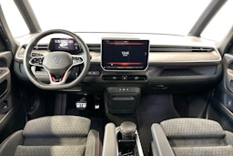 punainen Volkswagen ID. Buzz 2026 kuva 7.