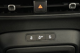 punainen Volkswagen ID. Buzz 2026 kuva 29.