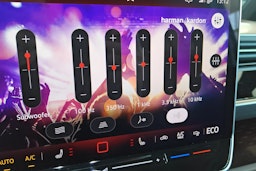 musta Volkswagen ID. Buzz 2026 kuva 27.