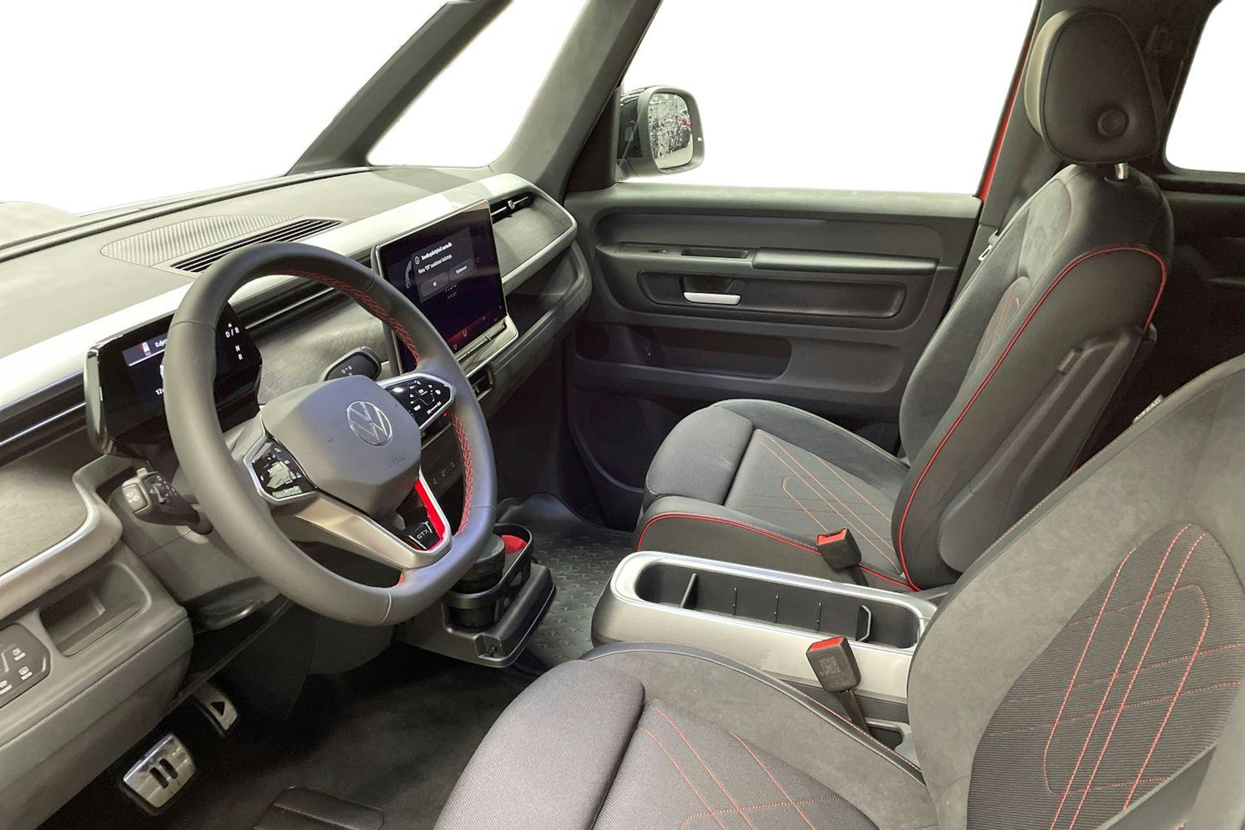 met. punainen Volkswagen ID. Buzz 2026 kuva 8.