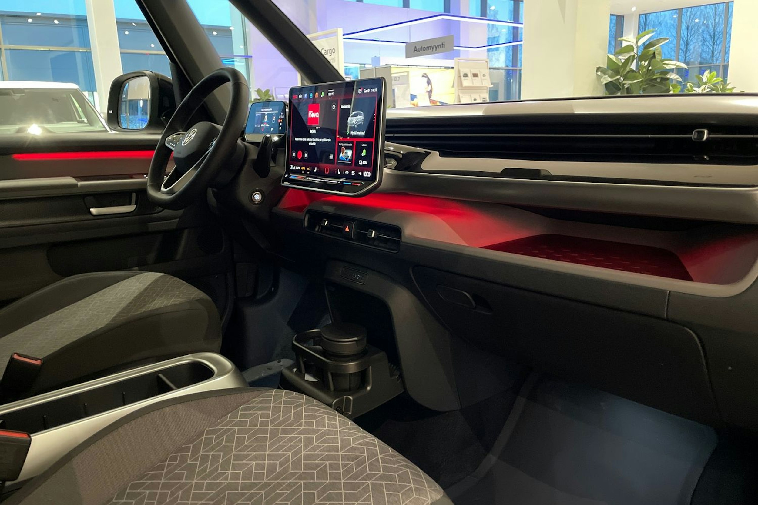 musta Volkswagen ID. Buzz 2026 kuva 14.