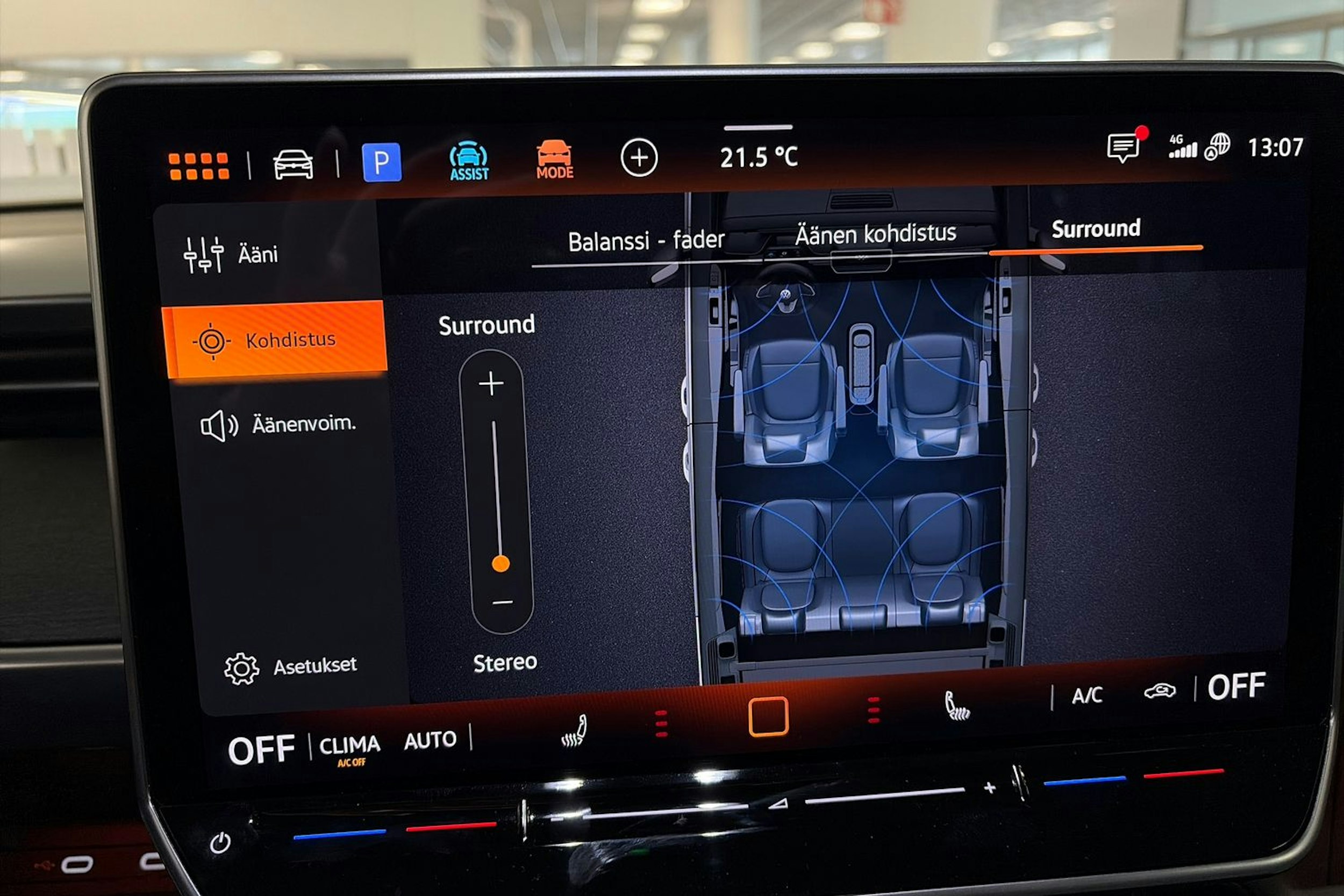 musta Volkswagen ID. Buzz 2026 kuva 33.